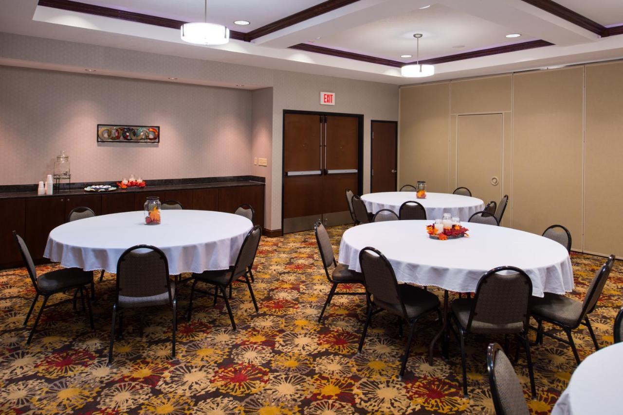 Holiday Inn Express & Suites Pittsburg By Ihg Eksteriør billede