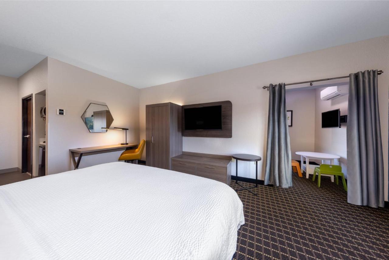 Holiday Inn Express & Suites Pittsburg By Ihg Eksteriør billede