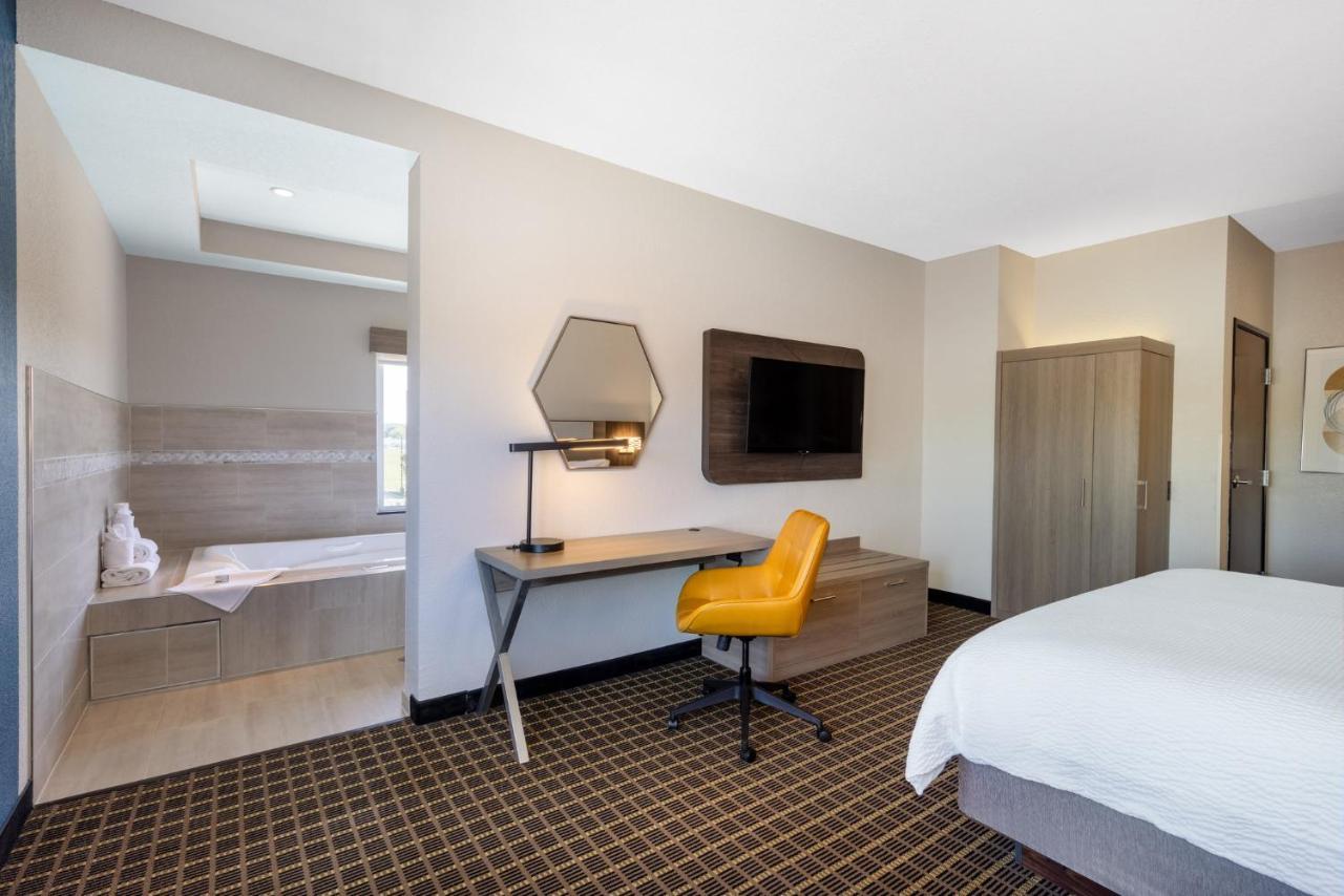 Holiday Inn Express & Suites Pittsburg By Ihg Eksteriør billede