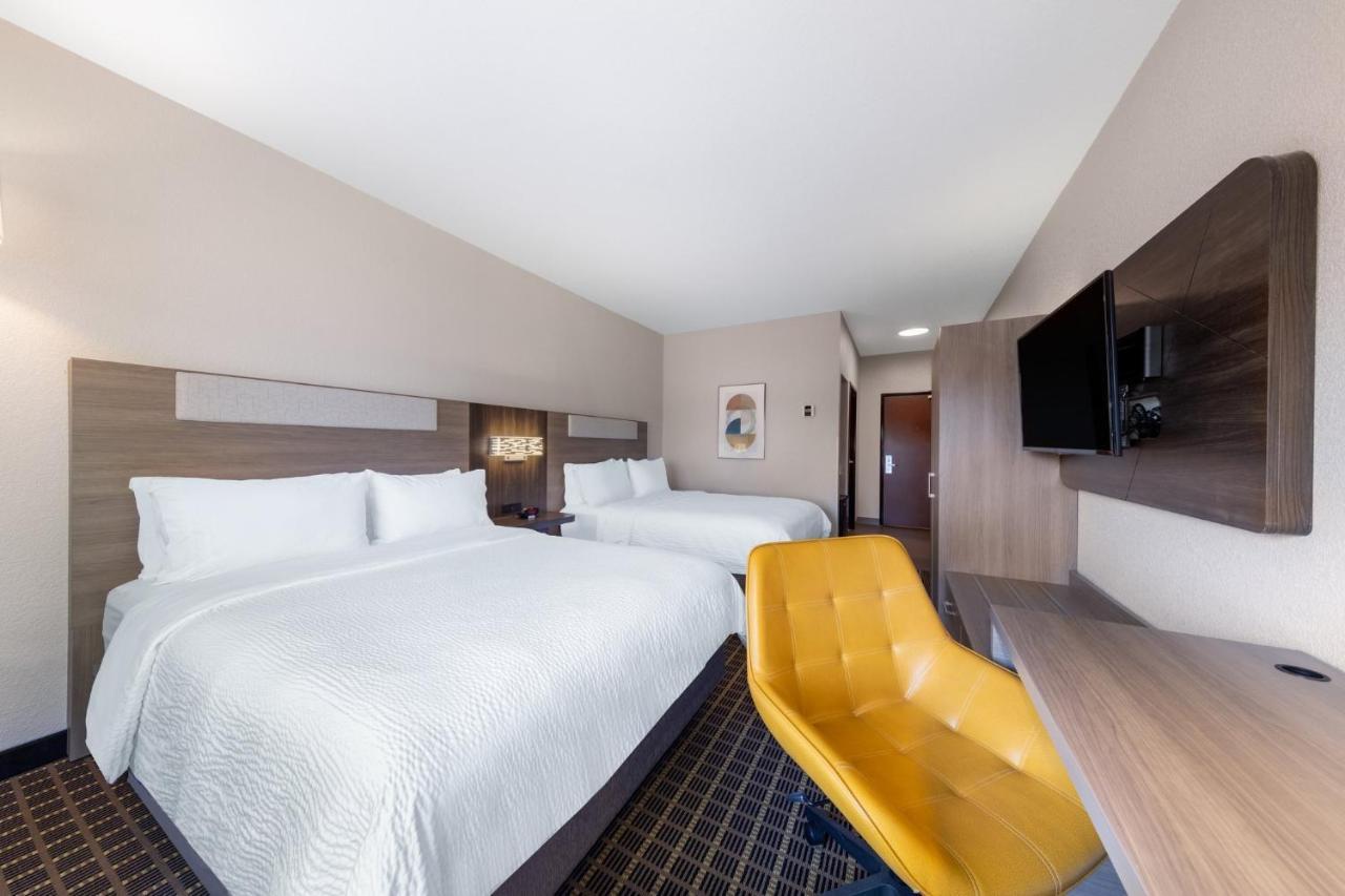 Holiday Inn Express & Suites Pittsburg By Ihg Eksteriør billede