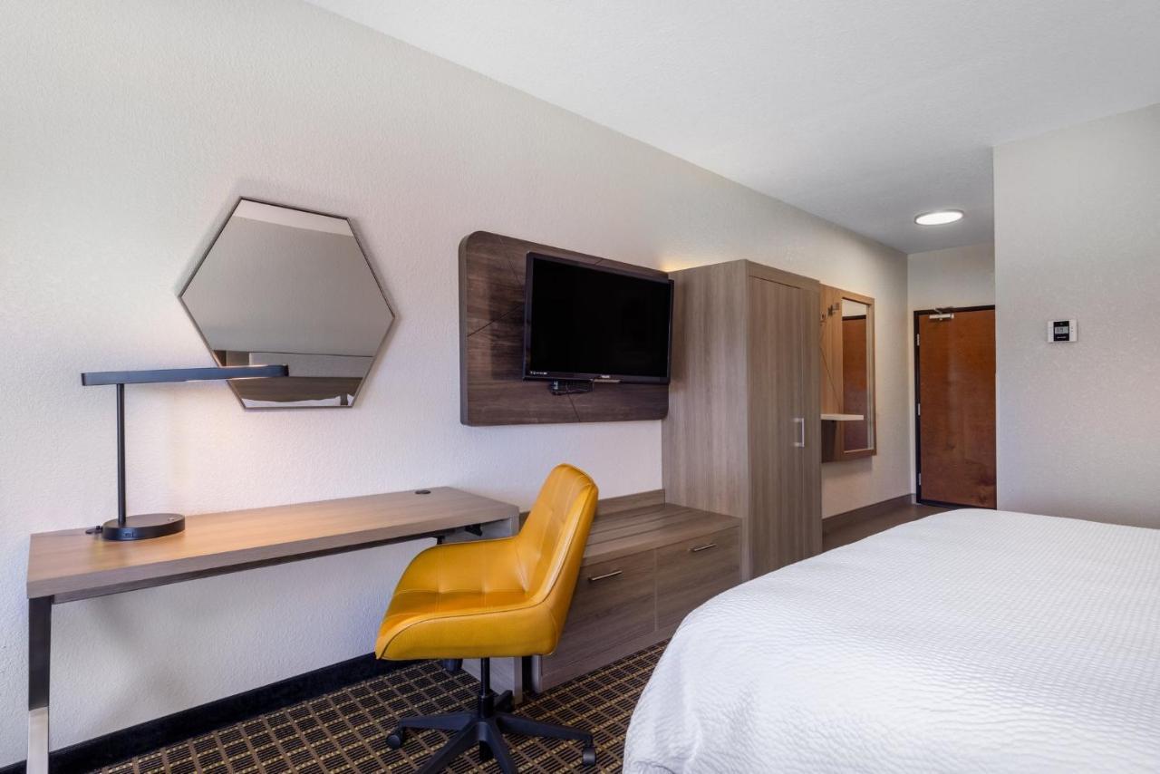 Holiday Inn Express & Suites Pittsburg By Ihg Eksteriør billede
