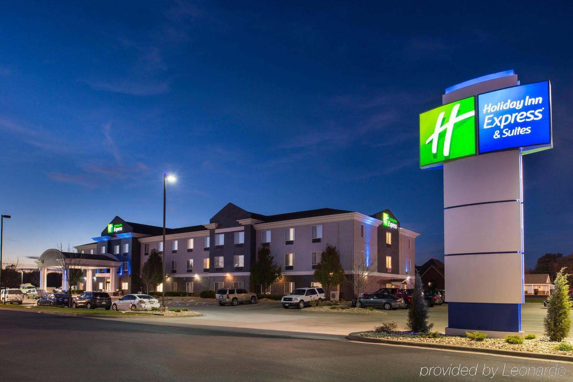 Holiday Inn Express & Suites Pittsburg By Ihg Eksteriør billede